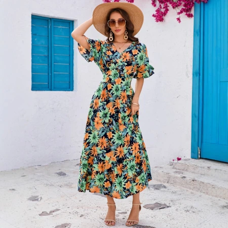 A real photo of a 25V-neck, printed lotus leaf sleeve, cinched waist and large swing skirt from Europe and America, a Bohemian beach vacation dress A real photo of a 25V-neck, printed lotus leaf sleeve, cinched waist and large swing skirt from Europe and America, a Bohemian beach vacation dress